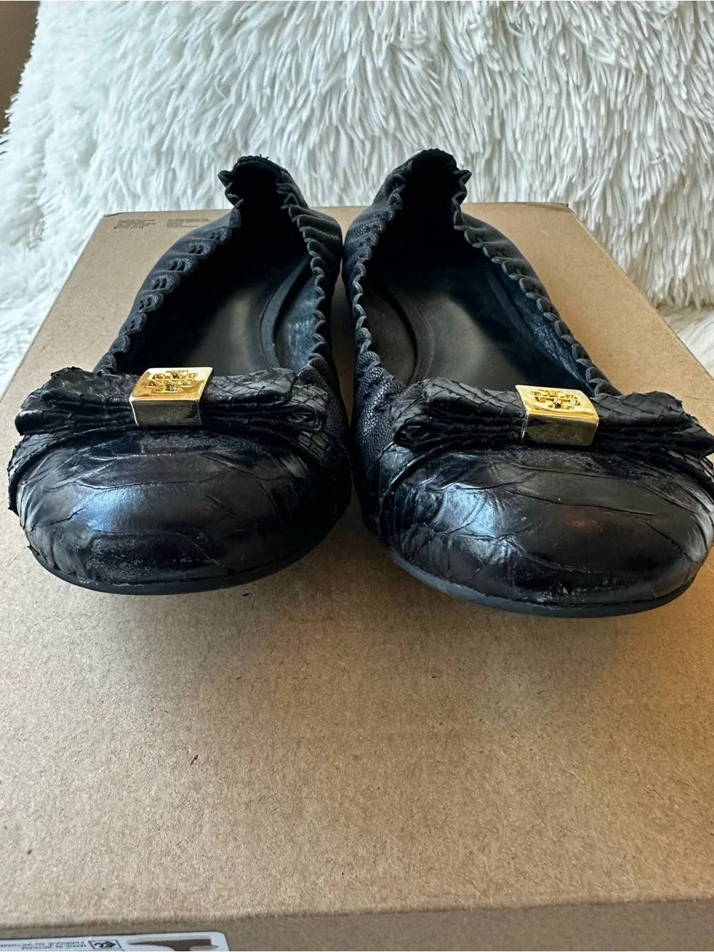 Tory Burch Eddie Black Leather Ballet Flats Gold Logo Size 8 Comfort Office